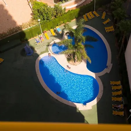 Apartamentos Ambar Beach Кальпе