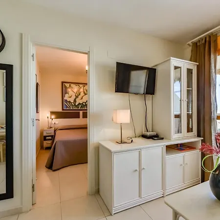 Apartamentos Ambar Beach Апартаменти