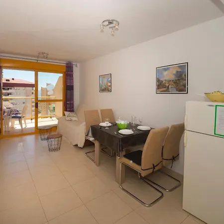 Apartamentos Ambar Beach Апартаменти