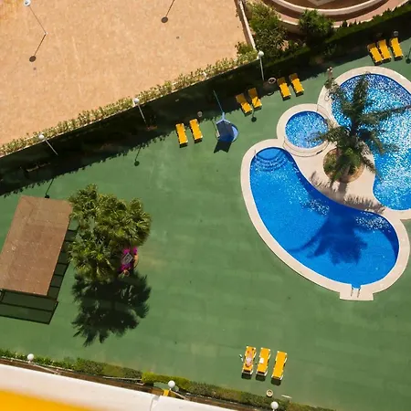 Apartamentos Ambar Beach Апартаменти *