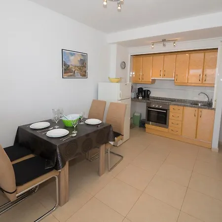 Apartamentos Ambar Beach Апартаменти