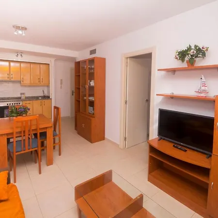 Apartamentos Ambar Beach *